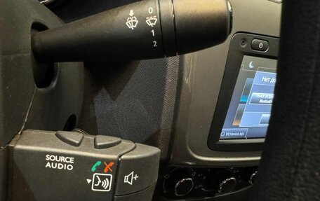 Renault Logan II, 2020 год, 985 000 рублей, 17 фотография