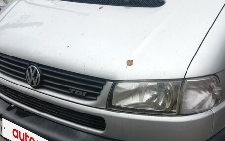 Volkswagen Caravelle T4, 2001 год, 737 000 рублей, 3 фотография