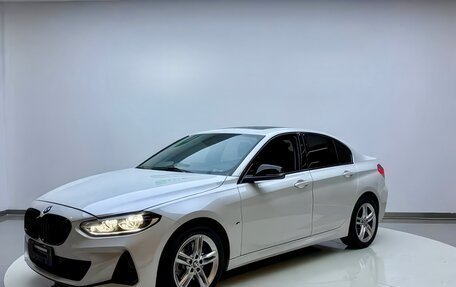 BMW 1 серия, 2022 год, 2 190 000 рублей, 2 фотография