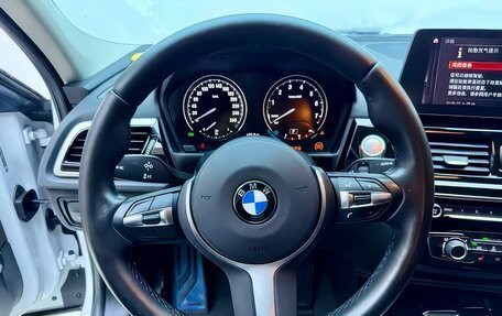 BMW 1 серия, 2022 год, 2 190 000 рублей, 11 фотография