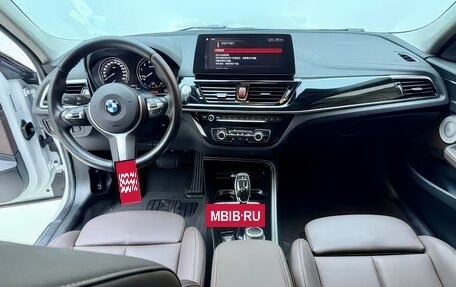 BMW 1 серия, 2022 год, 2 190 000 рублей, 10 фотография