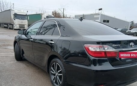Toyota Camry, 2017 год, 2 390 000 рублей, 15 фотография