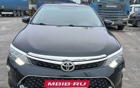 Toyota Camry, 2017 год, 2 390 000 рублей, 27 фотография