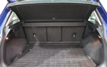 Volkswagen Tiguan II, 2018 год, 2 350 000 рублей, 10 фотография