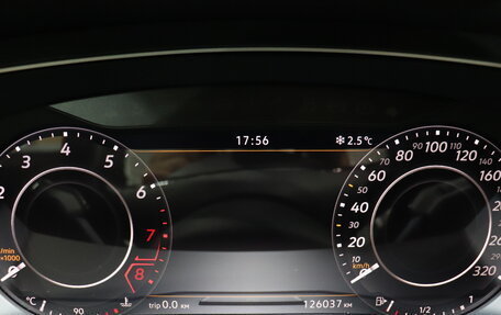 Volkswagen Tiguan II, 2018 год, 2 350 000 рублей, 13 фотография