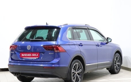 Volkswagen Tiguan II, 2018 год, 2 350 000 рублей, 5 фотография