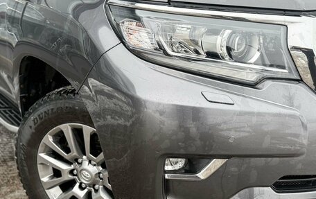 Toyota Land Cruiser Prado 150 рестайлинг 2, 2017 год, 4 100 000 рублей, 26 фотография