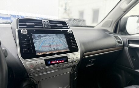 Toyota Land Cruiser Prado 150 рестайлинг 2, 2017 год, 4 100 000 рублей, 22 фотография