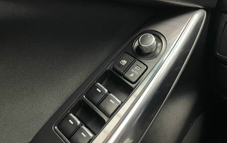 Mazda 6, 2016 год, 1 990 000 рублей, 15 фотография