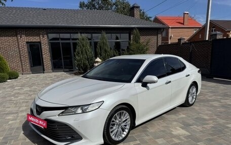 Toyota Camry, 2018 год, 2 750 000 рублей, 25 фотография