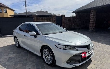 Toyota Camry, 2018 год, 2 750 000 рублей, 22 фотография