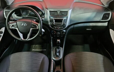 Hyundai Solaris II рестайлинг, 2015 год, 945 000 рублей, 9 фотография