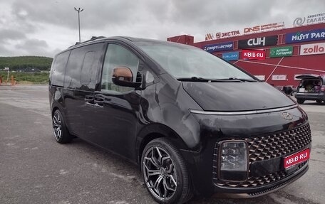 Hyundai Staria, 2021 год, 4 250 000 рублей, 1 фотография