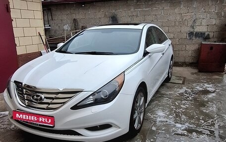 Hyundai Sonata VI, 2011 год, 1 100 000 рублей, 7 фотография