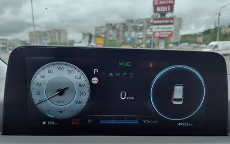 Hyundai Staria, 2021 год, 4 250 000 рублей, 9 фотография