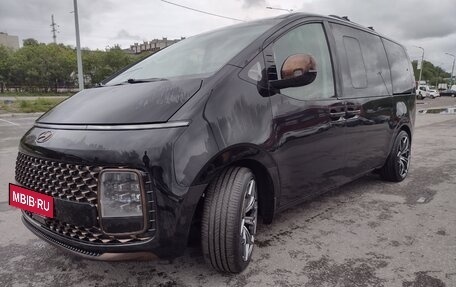 Hyundai Staria, 2021 год, 4 250 000 рублей, 2 фотография