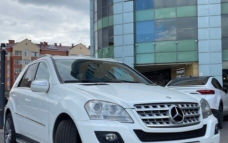 Mercedes-Benz M-Класс, 2010 год, 2 300 000 рублей, 7 фотография