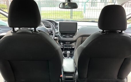 Peugeot 208 II, 2014 год, 759 000 рублей, 10 фотография