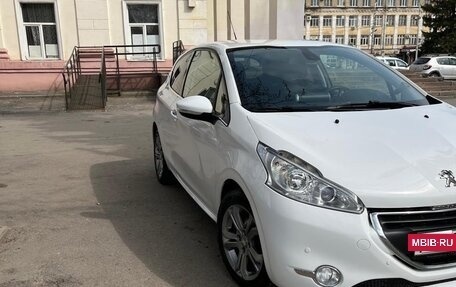 Peugeot 208 II, 2014 год, 759 000 рублей, 6 фотография