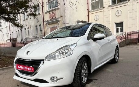 Peugeot 208 II, 2014 год, 759 000 рублей, 4 фотография