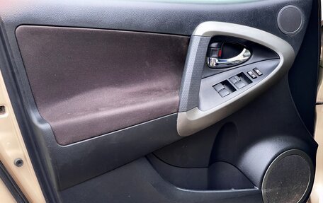 Toyota RAV4, 2010 год, 1 439 000 рублей, 13 фотография