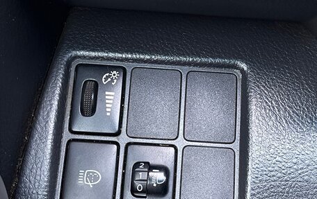 Toyota RAV4, 2010 год, 1 439 000 рублей, 24 фотография