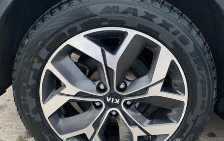 KIA Sportage IV рестайлинг, 2019 год, 2 650 000 рублей, 10 фотография