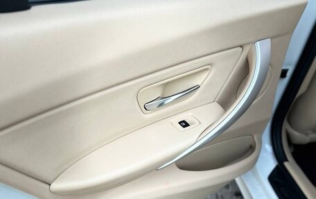 BMW 3 серия, 2015 год, 2 100 000 рублей, 12 фотография