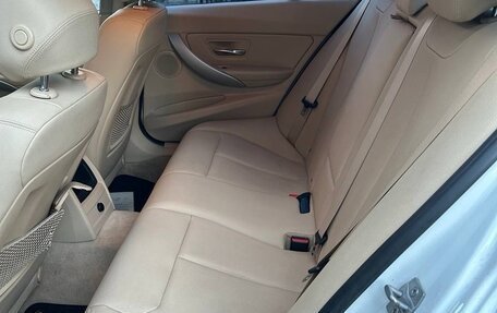 BMW 3 серия, 2015 год, 2 100 000 рублей, 21 фотография