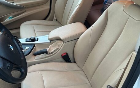 BMW 3 серия, 2015 год, 2 100 000 рублей, 24 фотография