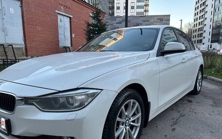 BMW 3 серия, 2015 год, 2 100 000 рублей, 33 фотография