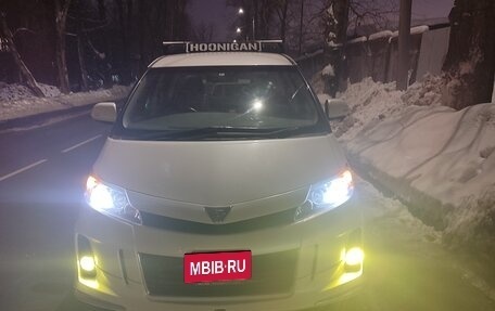 Toyota Estima III рестайлинг -2, 2012 год, 2 100 000 рублей, 3 фотография