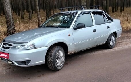 Daewoo Nexia I рестайлинг, 2010 год, 200 000 рублей, 2 фотография