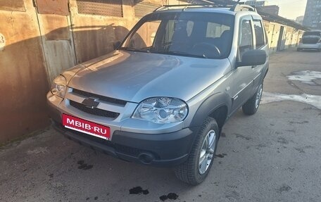 Chevrolet Niva I рестайлинг, 2013 год, 665 000 рублей, 1 фотография
