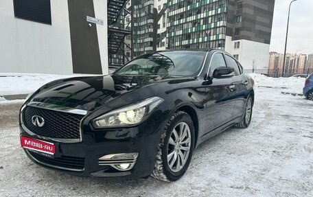 Infiniti Q70 I, 2016 год, 2 370 000 рублей, 1 фотография