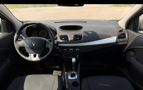 Renault Fluence I, 2011 год, 530 000 рублей, 2 фотография