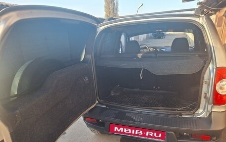 Chevrolet Niva I рестайлинг, 2013 год, 665 000 рублей, 8 фотография