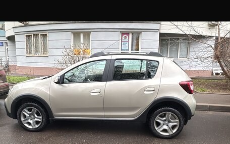 Renault Sandero II рестайлинг, 2021 год, 895 000 рублей, 5 фотография