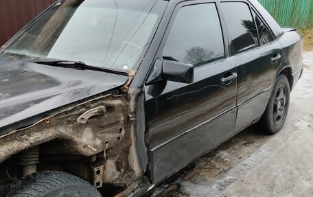 Mercedes-Benz W124, 1993 год, 65 000 рублей, 3 фотография