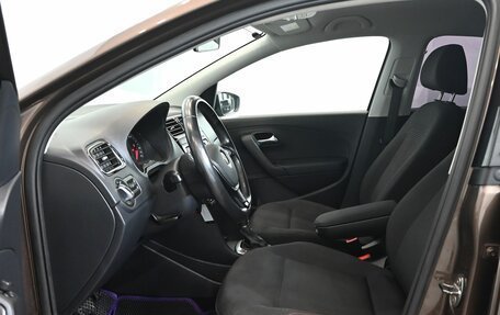 Volkswagen Polo VI (EU Market), 2018 год, 1 280 000 рублей, 11 фотография