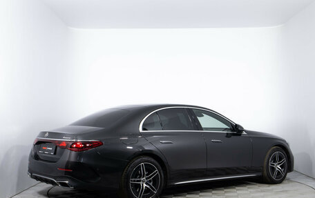 Mercedes-Benz E-Класс, 2024 год, 8 820 000 рублей, 5 фотография
