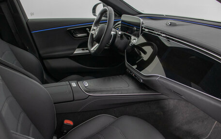 Mercedes-Benz E-Класс, 2024 год, 8 820 000 рублей, 9 фотография