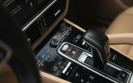 Porsche Cayenne III, 2018 год, 4 399 700 рублей, 26 фотография