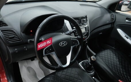Hyundai Solaris II рестайлинг, 2012 год, 599 000 рублей, 11 фотография