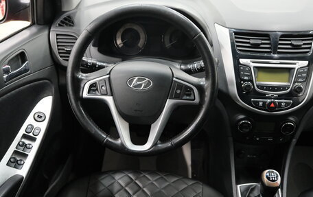 Hyundai Solaris II рестайлинг, 2012 год, 599 000 рублей, 12 фотография