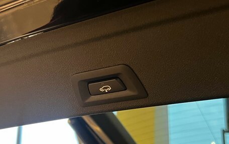 BMW X6, 2024 год, 14 300 000 рублей, 39 фотография