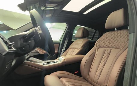 BMW X6, 2025 год, 17 фотография