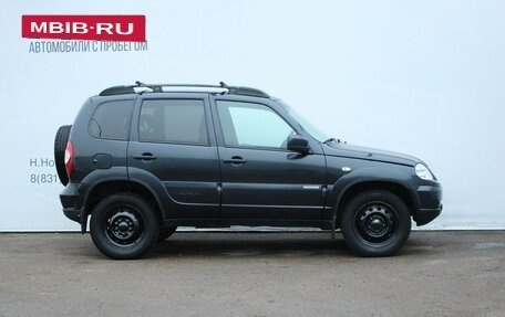 Chevrolet Niva I рестайлинг, 2017 год, 689 000 рублей, 4 фотография