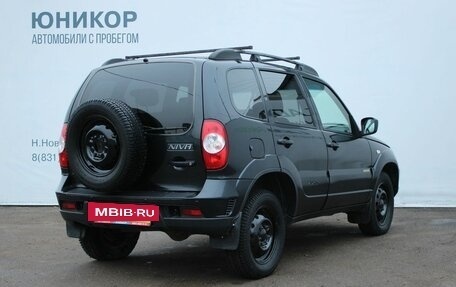 Chevrolet Niva I рестайлинг, 2017 год, 689 000 рублей, 5 фотография