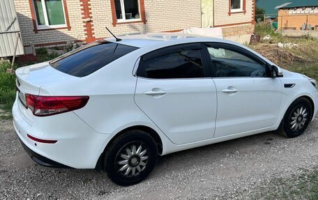 KIA Rio III рестайлинг, 2016 год, 900 000 рублей, 10 фотография